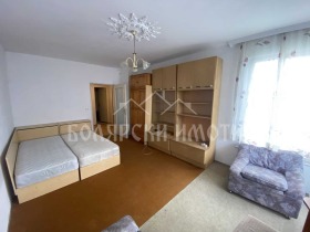 2 quartos Buzludja, Veliko Tarnovo