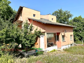 Casa Vetrintsi, regione Veliko Tarnovo