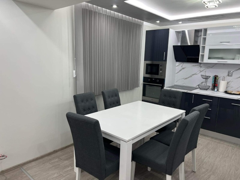 Na sprzedaż  Dom Plewen , Szirok centar , 202 mkw | 46317965 - obraz [13]