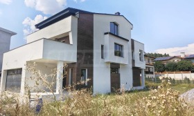 Dom Iztok, Pernik