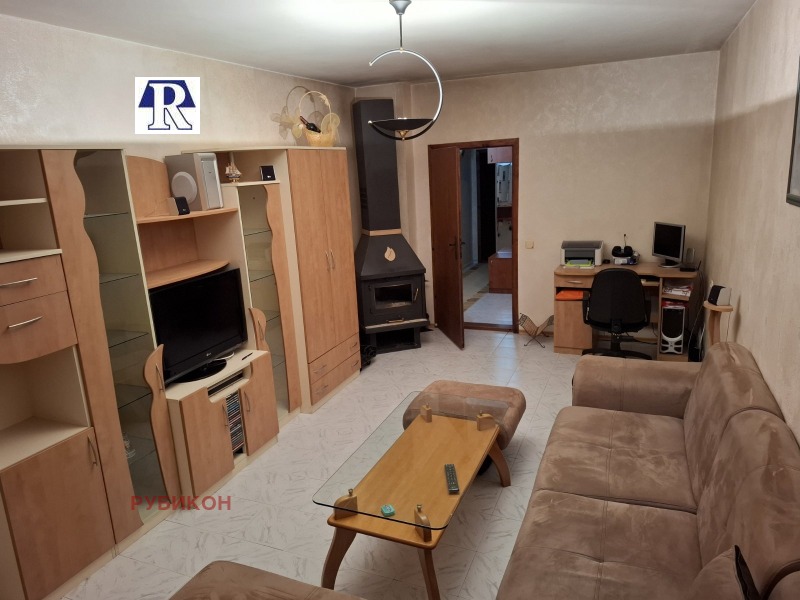 En renta  2 dormitorios Pleven , Mara Dencheva , 110 metros cuadrados | 56461970