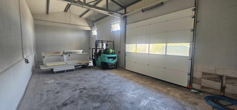 För uthyrning  Industribyggnad Kardjali , Promisjlena zona - B , 70 kvm | 69078964 - bild [2]