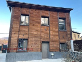 Hus Studena, region Pernik
