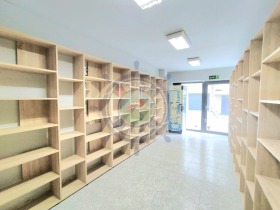 Shop Sportna zala, Varna